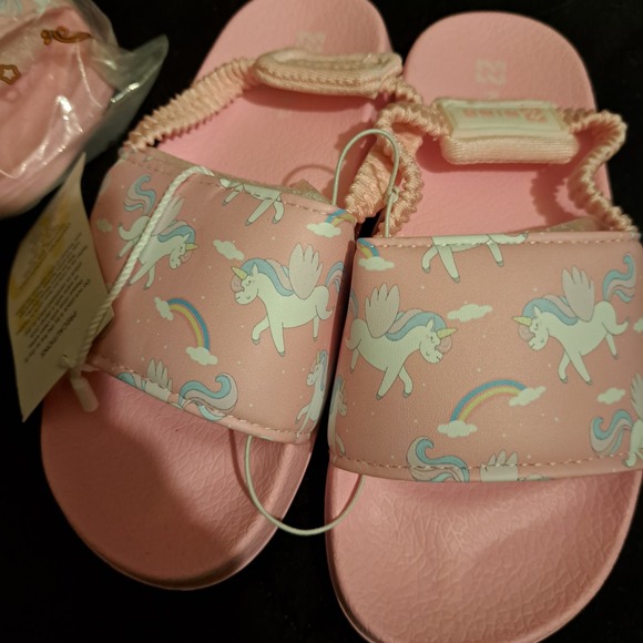 NEW WITH TAGS Slide Kids Sandals Non-slip Summer sandals 9-10 US - Picture 2 of 6